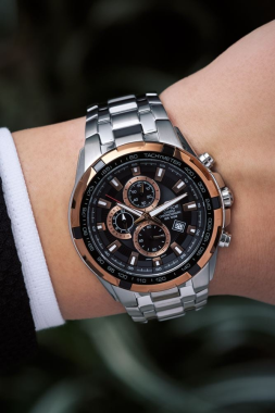 Casio EF-539D-1A5VUDF Saat