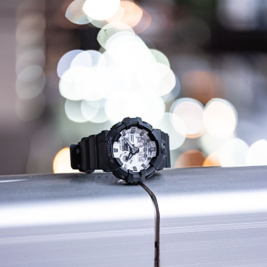 Casio GA-700WD-1ADR Saat