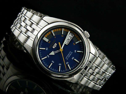 Seiko SNK371K Saat